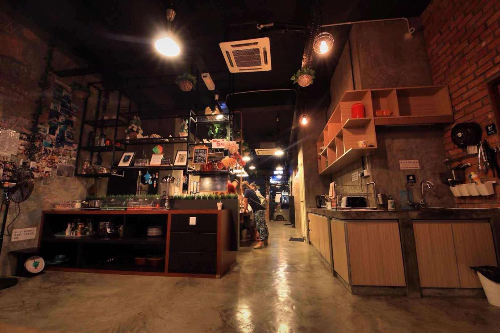 Cube Bed Station & Tours Sdn Bhd Hostel Semporna Exterior photo